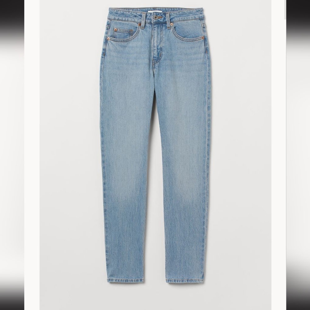 🌸 H&M 🌸 Pale blue jeans